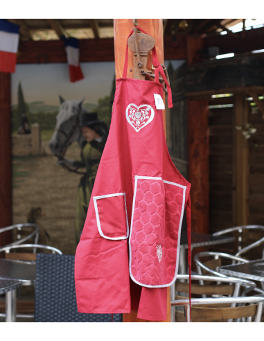 TABLIER AVEC TORCHON COUSU COEUR